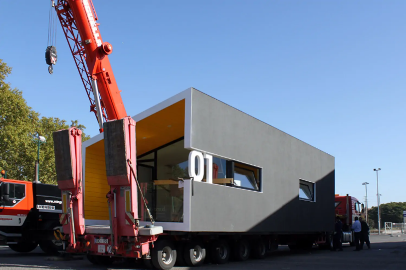 Industrialized construction: the true alternative to traditional methods. 1 Fotografía de aula industrializada del fabricante WES Panel.